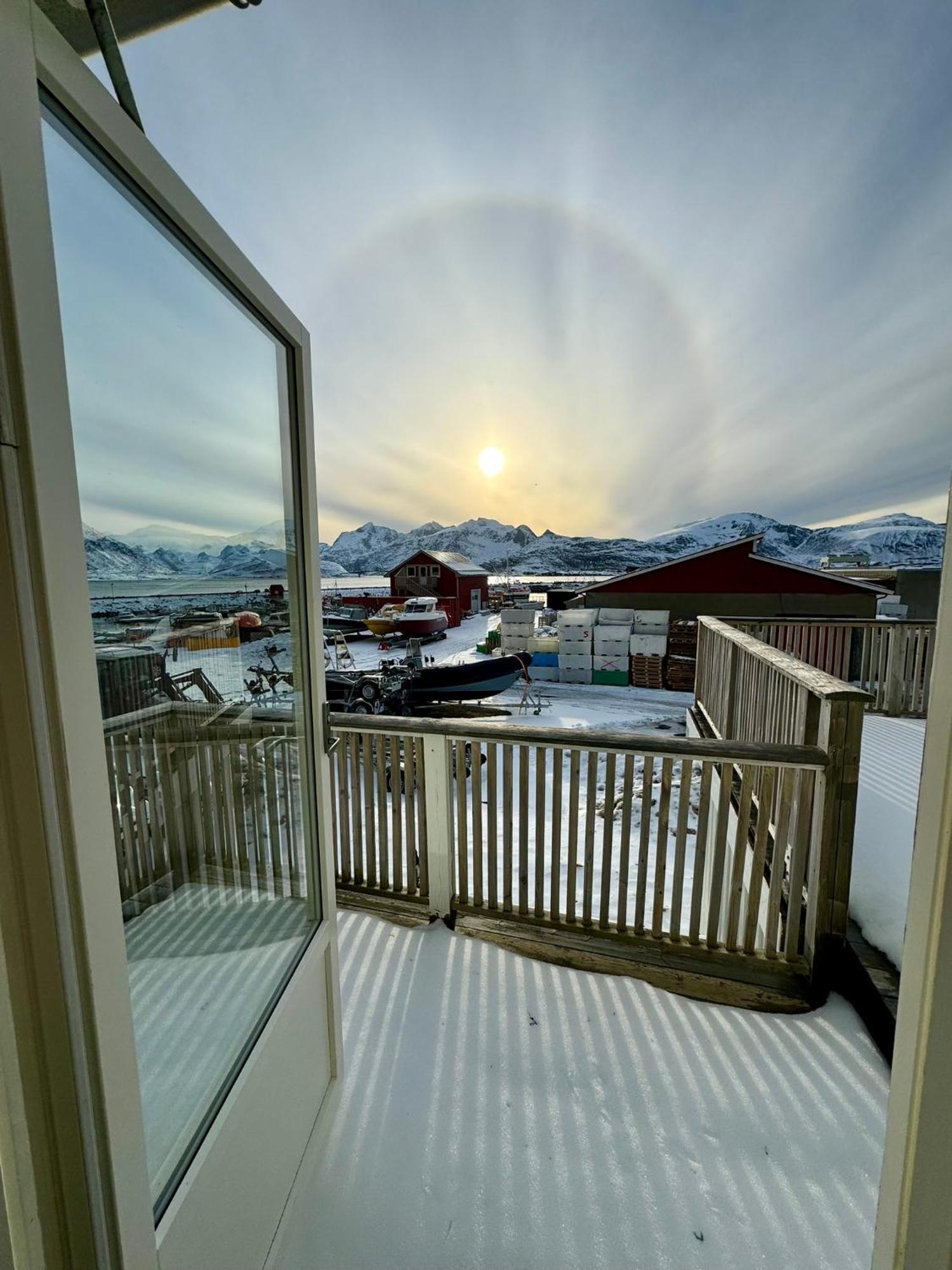 Lofoten Arctic Apartments Рамберг Екстериор снимка